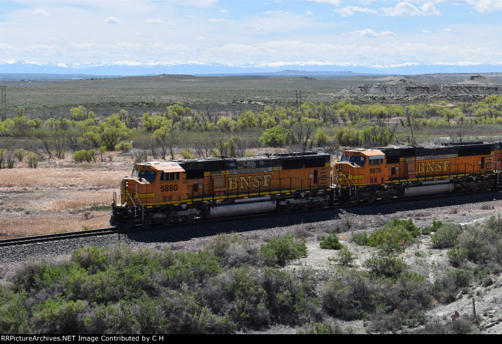 BNSF 9880/9976